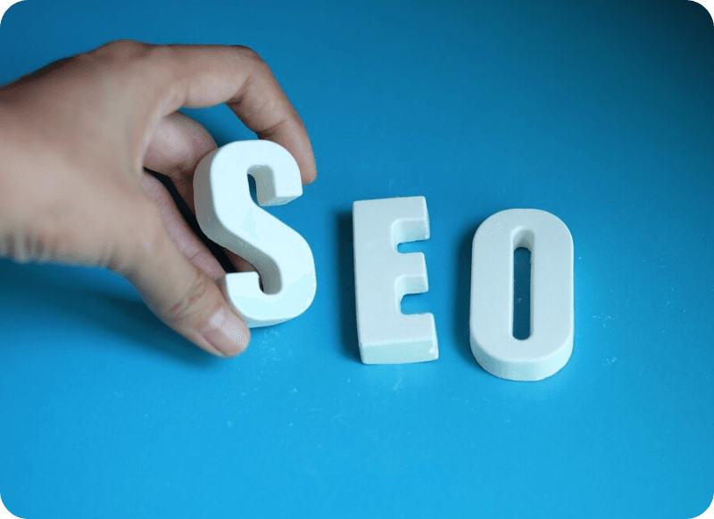 SEO чи SEM: Розуміння різниці та впливу на ваш вебсайт